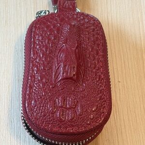 Red Croc Embossed Leather Key Holder Case w/ Zipper & Clip